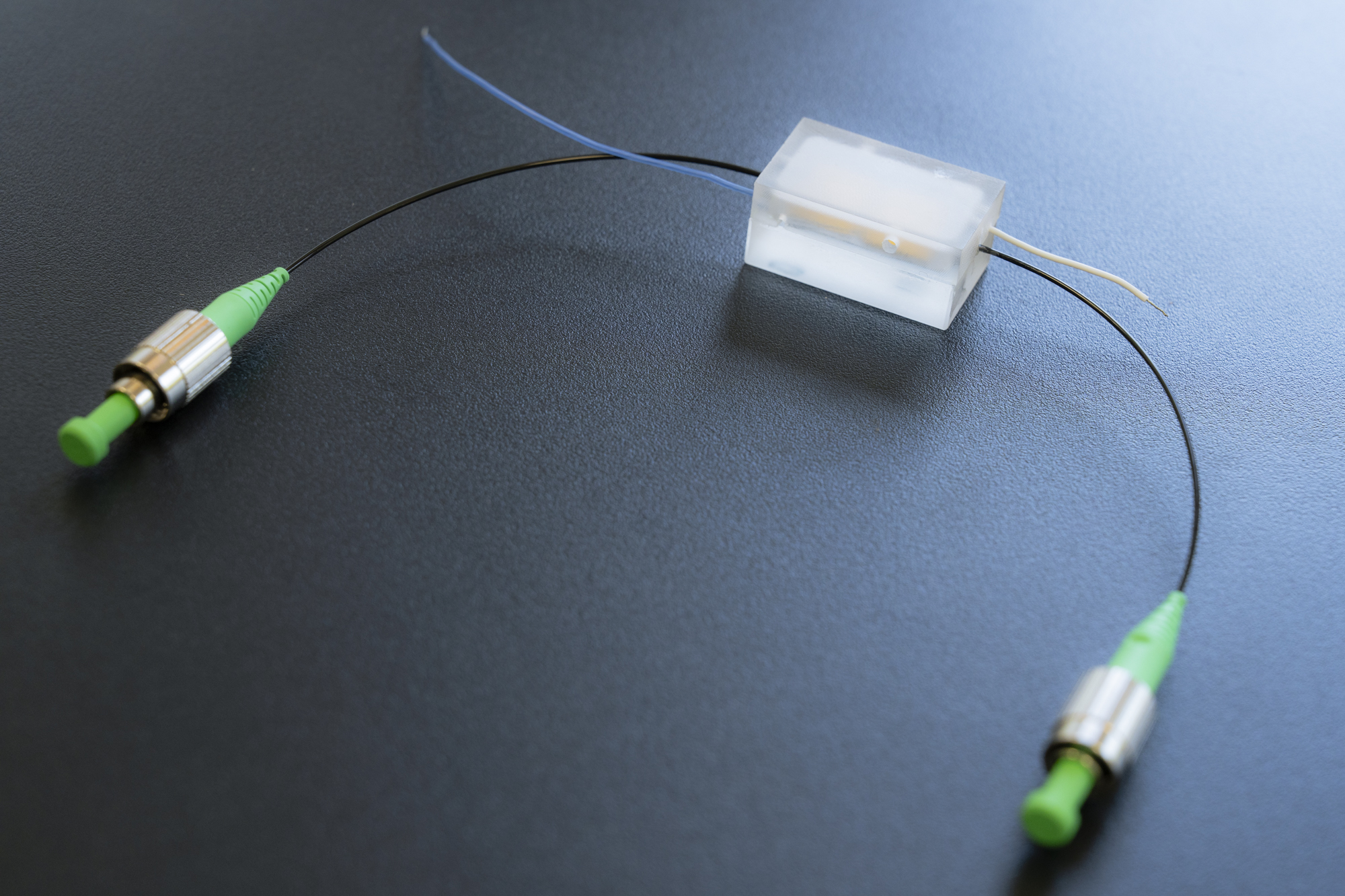 Fiber Fabry-Perot cavity with two fiber pigtails terminated in green FC/APC connectors